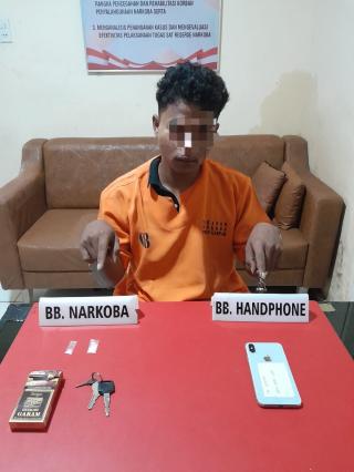 Sat Resnarkoba Polres Kampar Bekuk Pengedar Sabu di Tapung, 0,60 Gram Sabu Diamankan