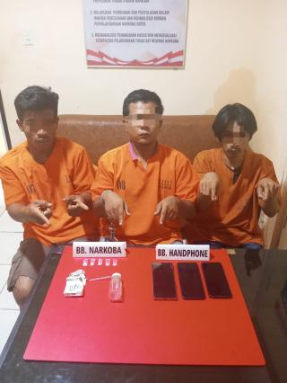 Sat Resnarkoba Polres Kampar Berhasil Ringkus Tiga Pelaku, 0,72 Gram Sabu Diamankan